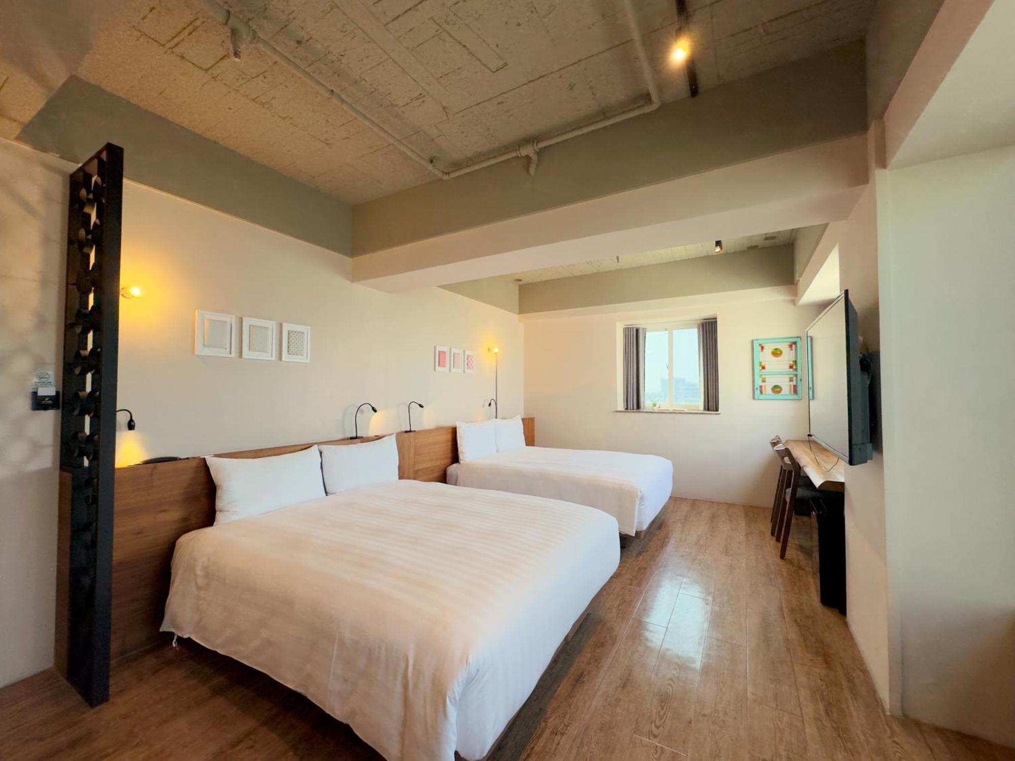 Roaders Hotel Tainan Chengda Eksteriør billede
