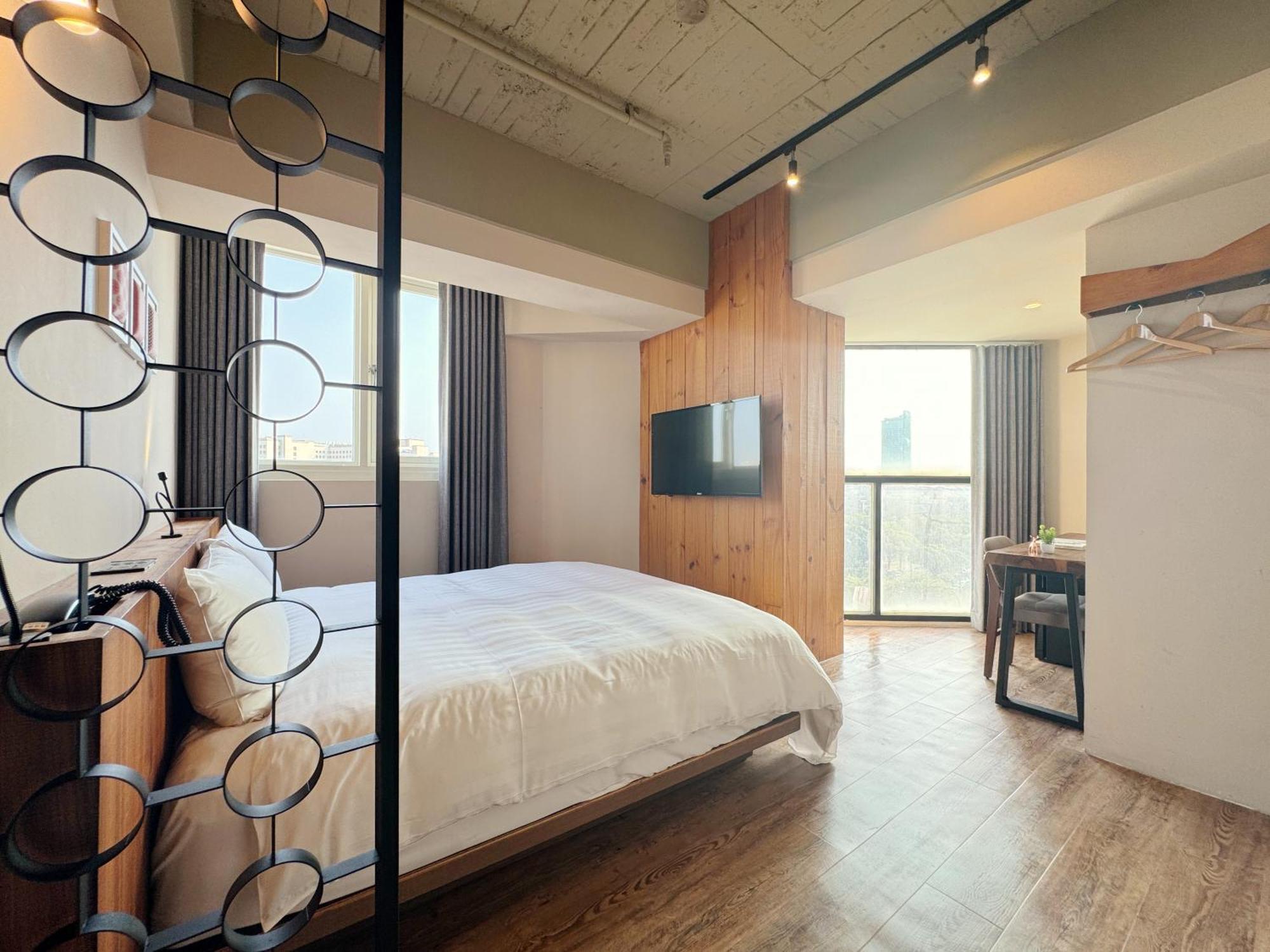 Roaders Hotel Tainan Chengda Eksteriør billede